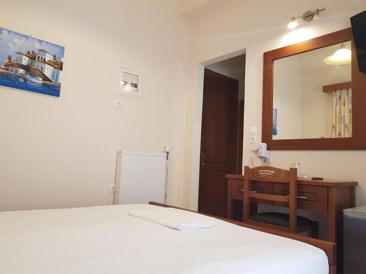 Hotel Ionion Kastro-Kyllini المظهر الخارجي الصورة