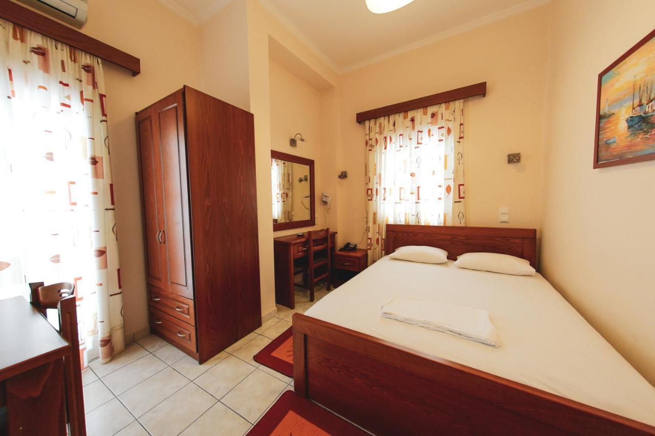 Hotel Ionion Kastro-Kyllini المظهر الخارجي الصورة