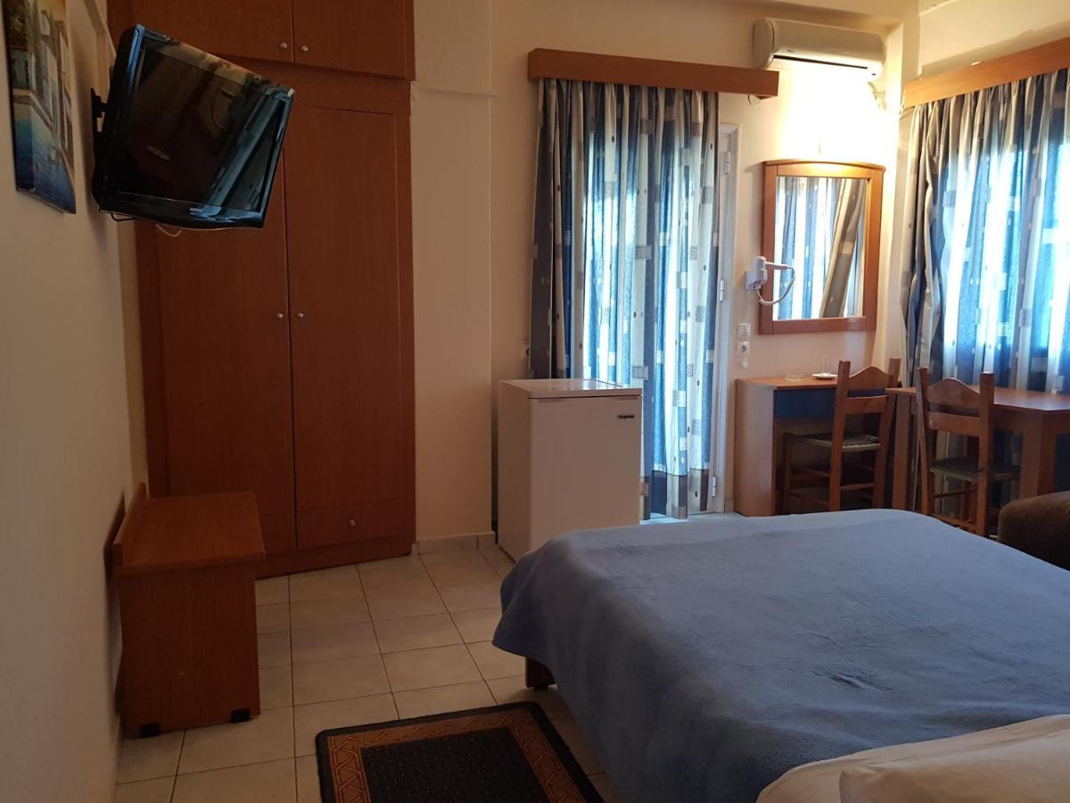Hotel Ionion Kastro-Kyllini المظهر الخارجي الصورة